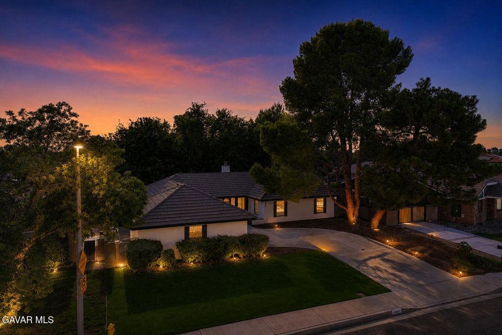 43037 Sachs Drive, Lancaster, CA 93536