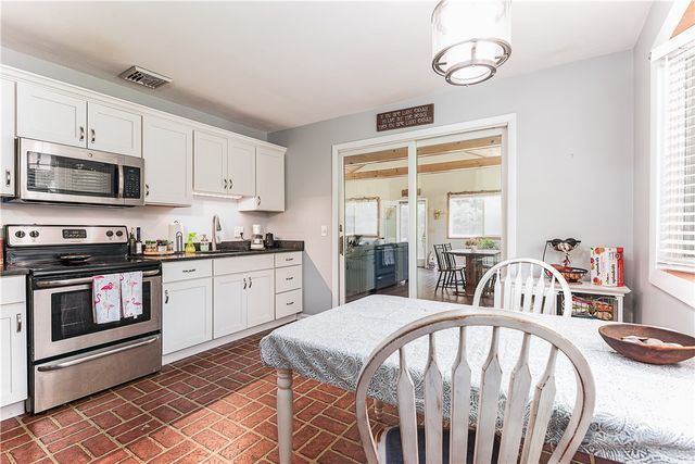 26 Fort Ninigret Road, Charlestown, RI 02813
