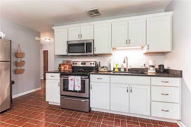 26 Fort Ninigret Road, Charlestown, RI 02813
