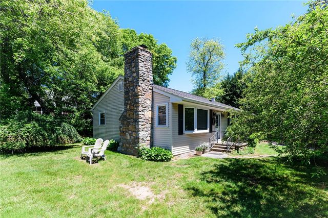 26 Fort Ninigret Road, Charlestown, RI 02813