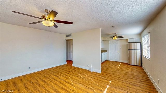 1302 Rexford Place 1, Las Vegas, NV 89104