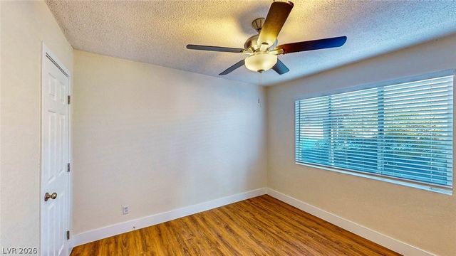 1302 Rexford Place 1, Las Vegas, NV 89104