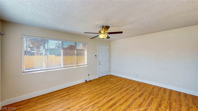 1302 Rexford Place 1, Las Vegas, NV 89104