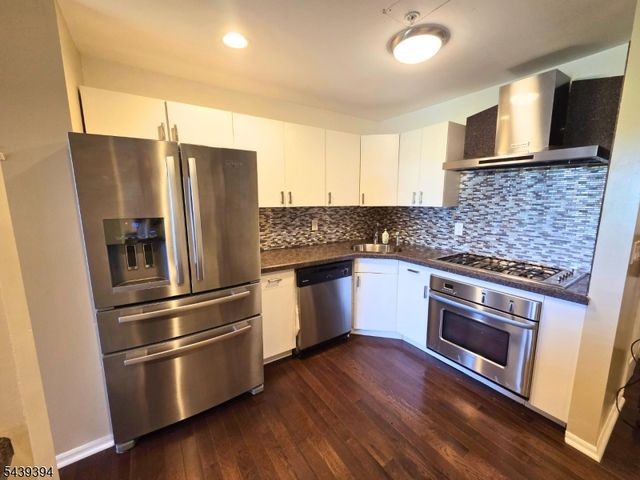 58 Buchanon Ct, West Orange Twp., NJ 07052