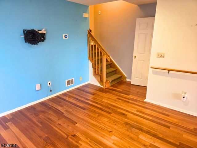 58 Buchanon Ct, West Orange Twp., NJ 07052
