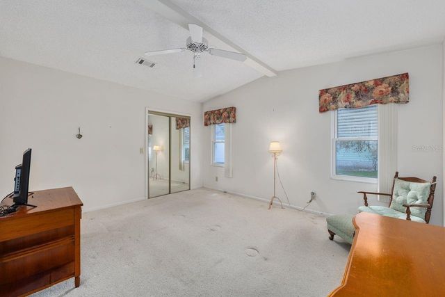 1116 W BOONE COURT, Lady Lake, FL 32159