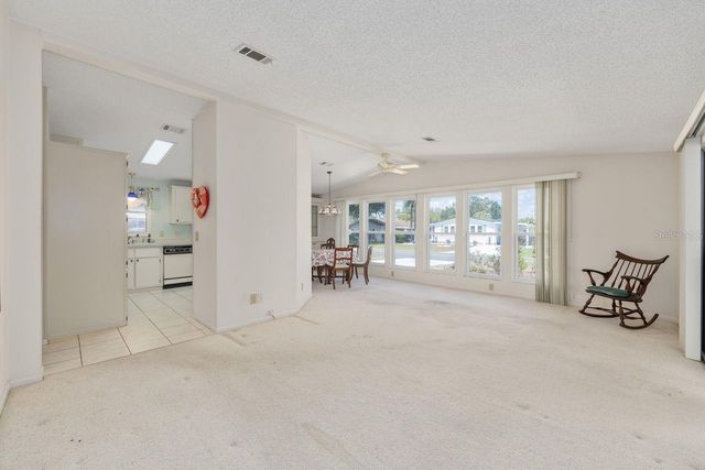 1116 W BOONE COURT, Lady Lake, FL 32159