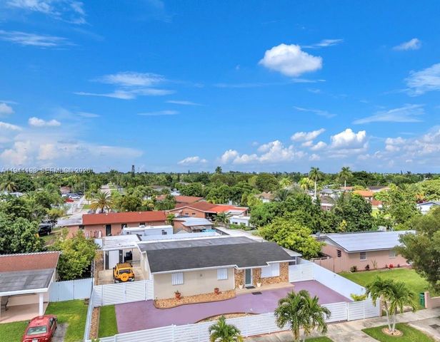 15321 SW 302nd St, Homestead, FL 33033