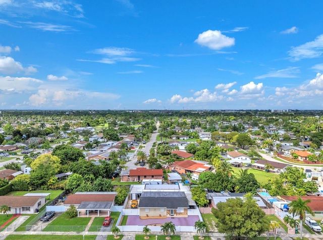 15321 SW 302nd St, Homestead, FL 33033