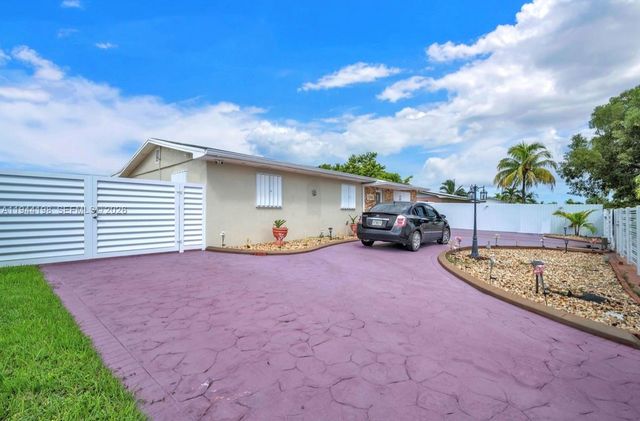 15321 SW 302nd St, Homestead, FL 33033