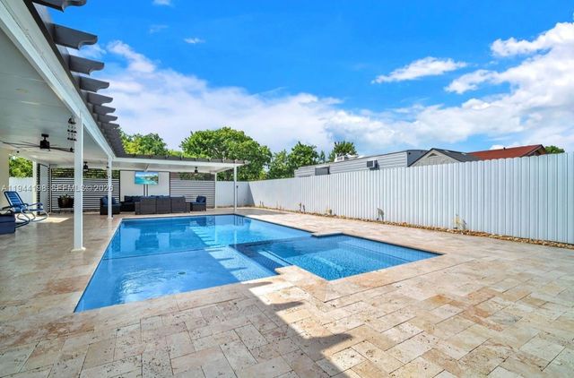 15321 SW 302nd St, Homestead, FL 33033