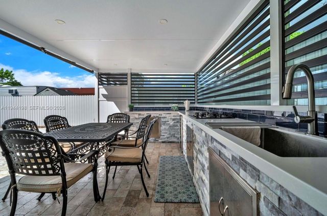 15321 SW 302nd St, Homestead, FL 33033