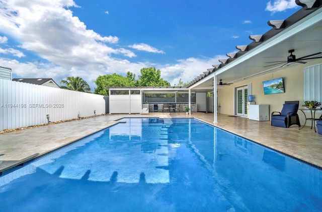 15321 SW 302nd St, Homestead, FL 33033