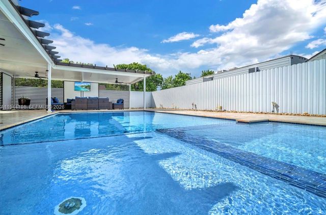 15321 SW 302nd St, Homestead, FL 33033