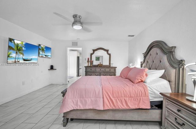 15321 SW 302nd St, Homestead, FL 33033