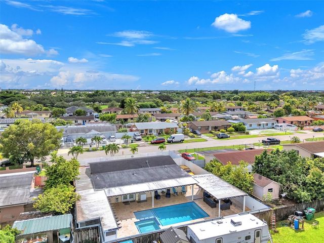 15321 SW 302nd St, Homestead, FL 33033