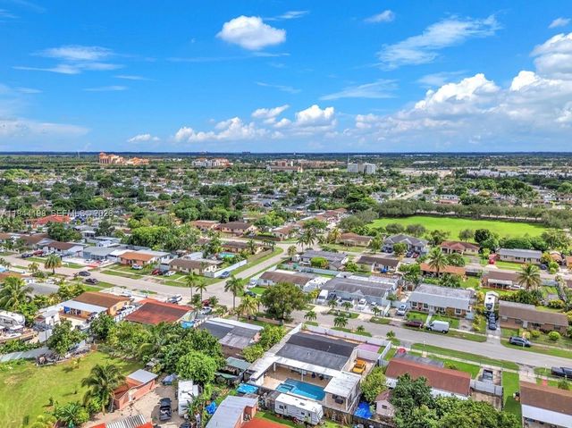 15321 SW 302nd St, Homestead, FL 33033