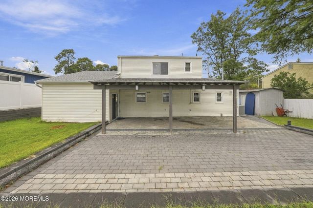 180 18th Avenue, Brick, NJ 08724