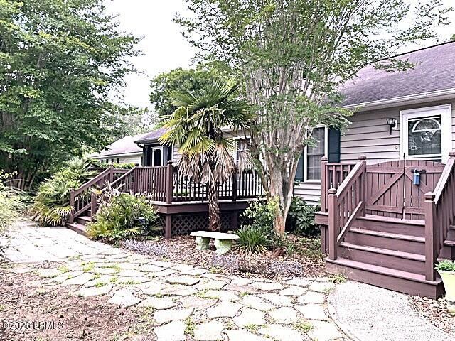 6 Stono Court, Beaufort, SC 29902