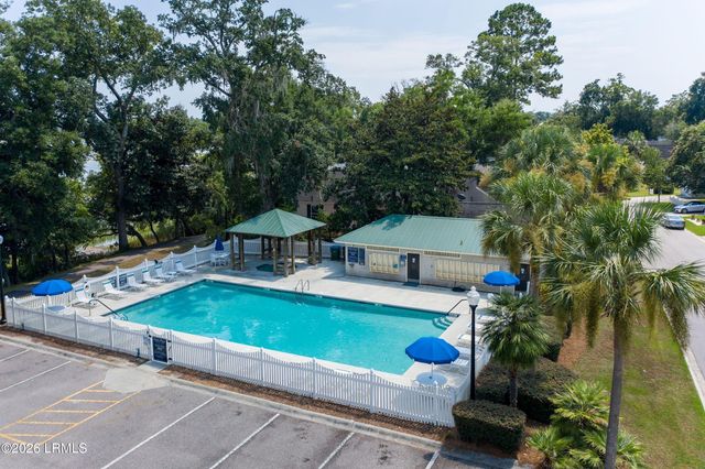 6 Stono Court, Beaufort, SC 29902