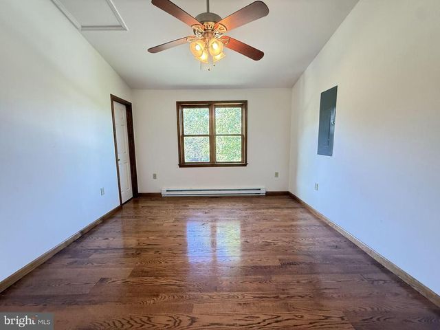 264 CEDAR LN, Luray, VA 22835
