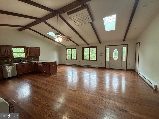 264 CEDAR LN, Luray, VA 22835