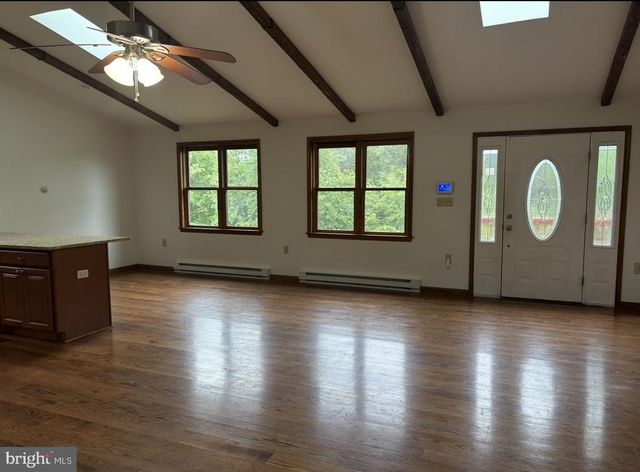 264 CEDAR LN, Luray, VA 22835