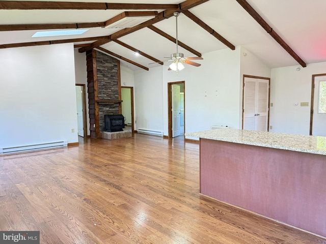 264 CEDAR LN, Luray, VA 22835