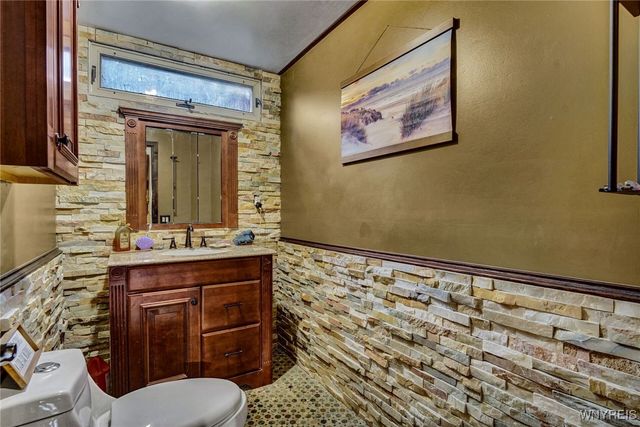 9138 State Road, Colden, NY 14033