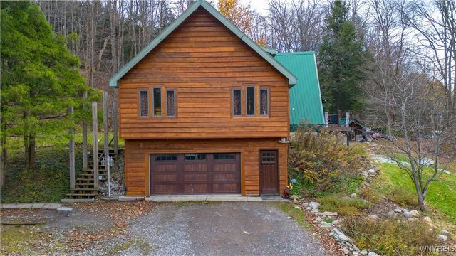 9138 State Road, Colden, NY 14033