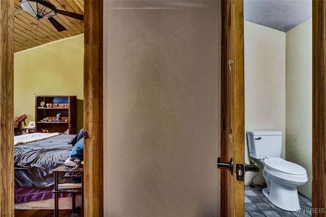 9138 State Road, Colden, NY 14033