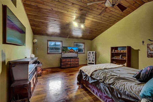 9138 State Road, Colden, NY 14033