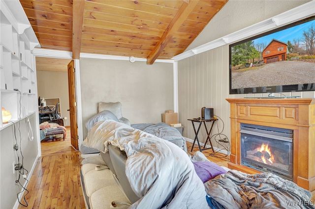 9138 State Road, Colden, NY 14033