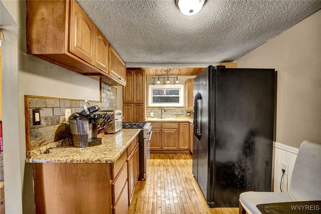 9138 State Road, Colden, NY 14033