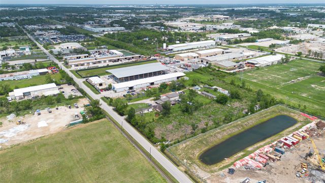 14234 Luthe Road, Houston, TX 77039