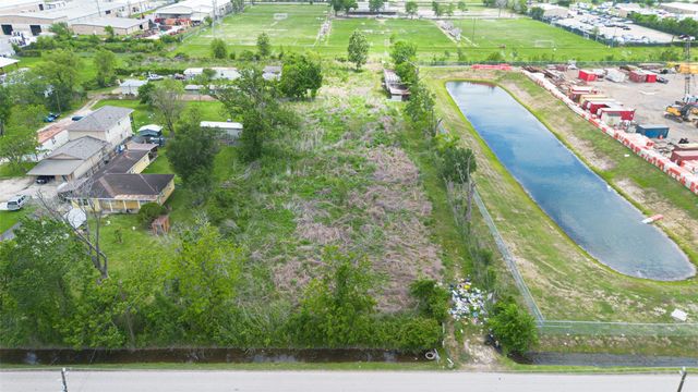 14234 Luthe Road, Houston, TX 77039