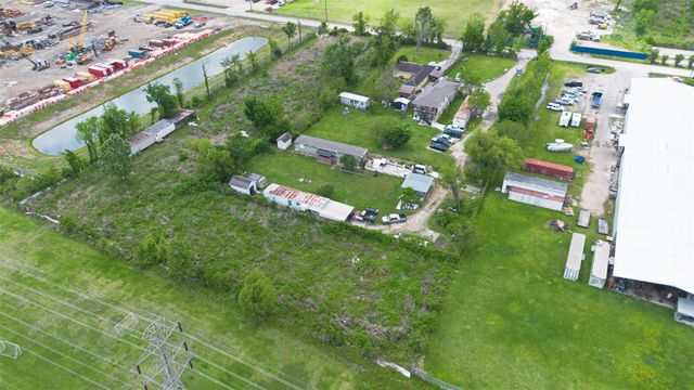 14234 Luthe Road, Houston, TX 77039