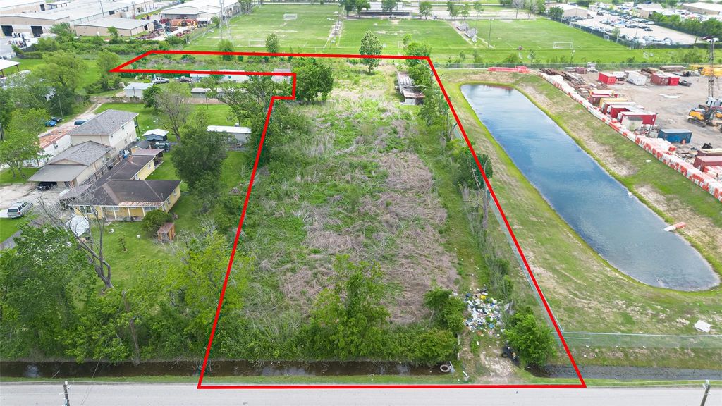 14234 Luthe Road, Houston, TX 77039