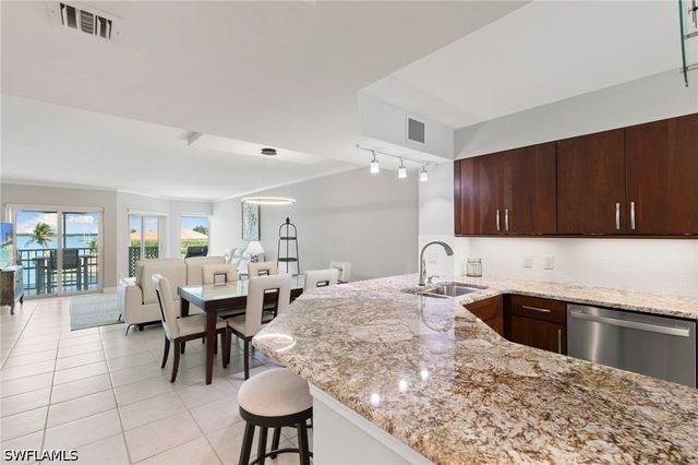 991 N Barfield DR 205, Marco Island, FL 34145