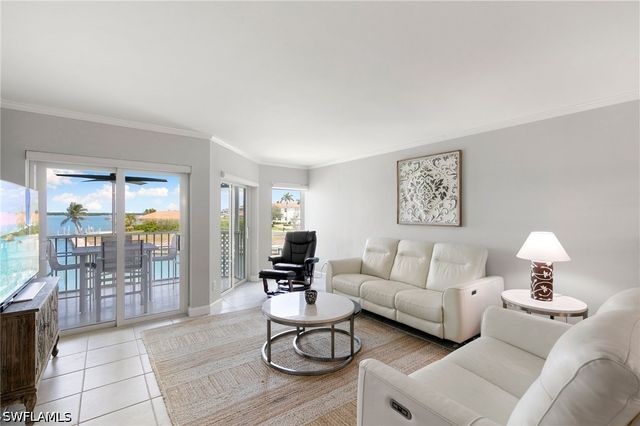 991 N Barfield DR 205, Marco Island, FL 34145