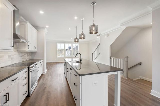 5 Bracewell LN, Yorktown, VA 23692