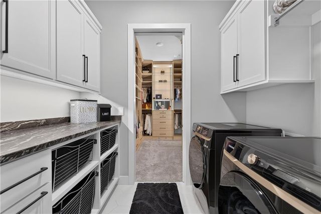 17329 Larsen Street, Overland Park, KS 66221