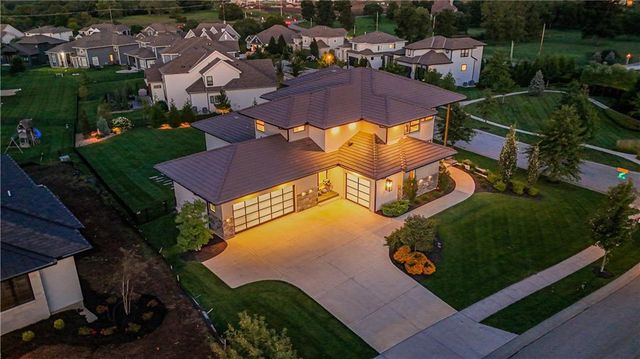 17329 Larsen Street, Overland Park, KS 66221