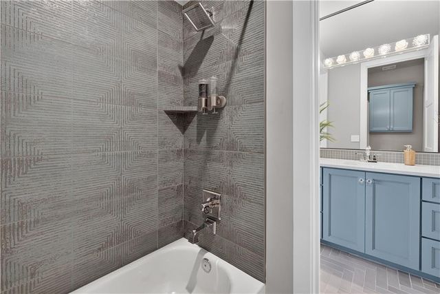 17329 Larsen Street, Overland Park, KS 66221