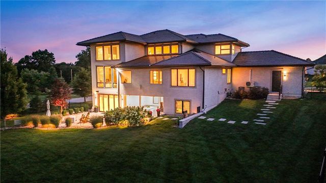 17329 Larsen Street, Overland Park, KS 66221