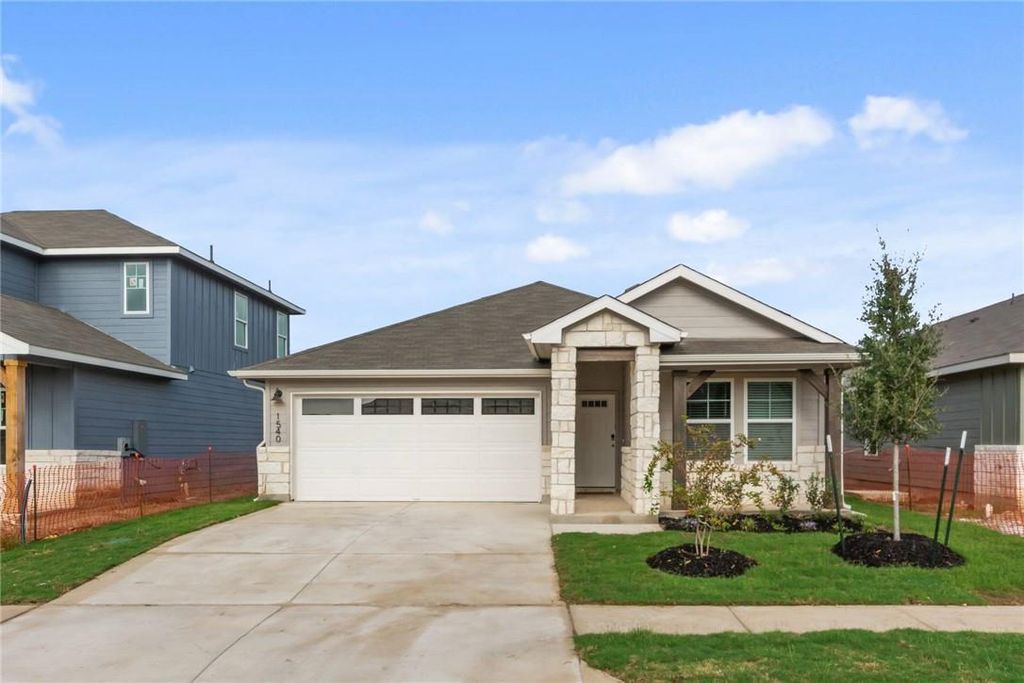1540 HOMESTEAD FARMS DR, Round Rock, TX 78665