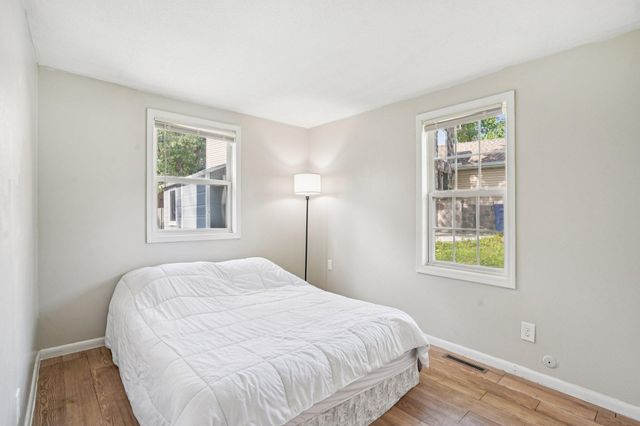 1524 Arlington Avenue E, Saint Paul, MN 55106