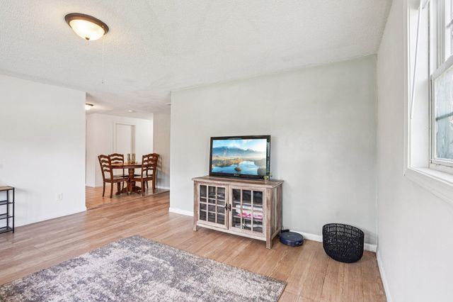1524 Arlington Avenue E, Saint Paul, MN 55106