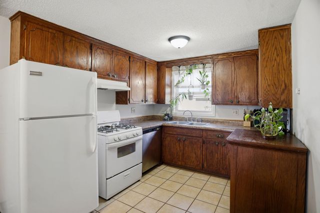 1524 Arlington Avenue E, Saint Paul, MN 55106