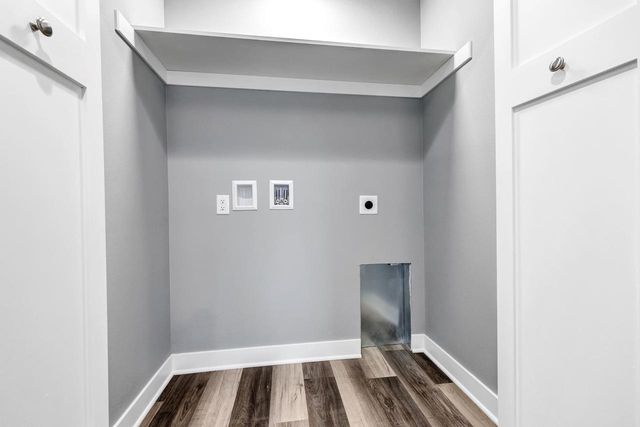 2100 S 21st STREET, Manitowoc, WI 54220